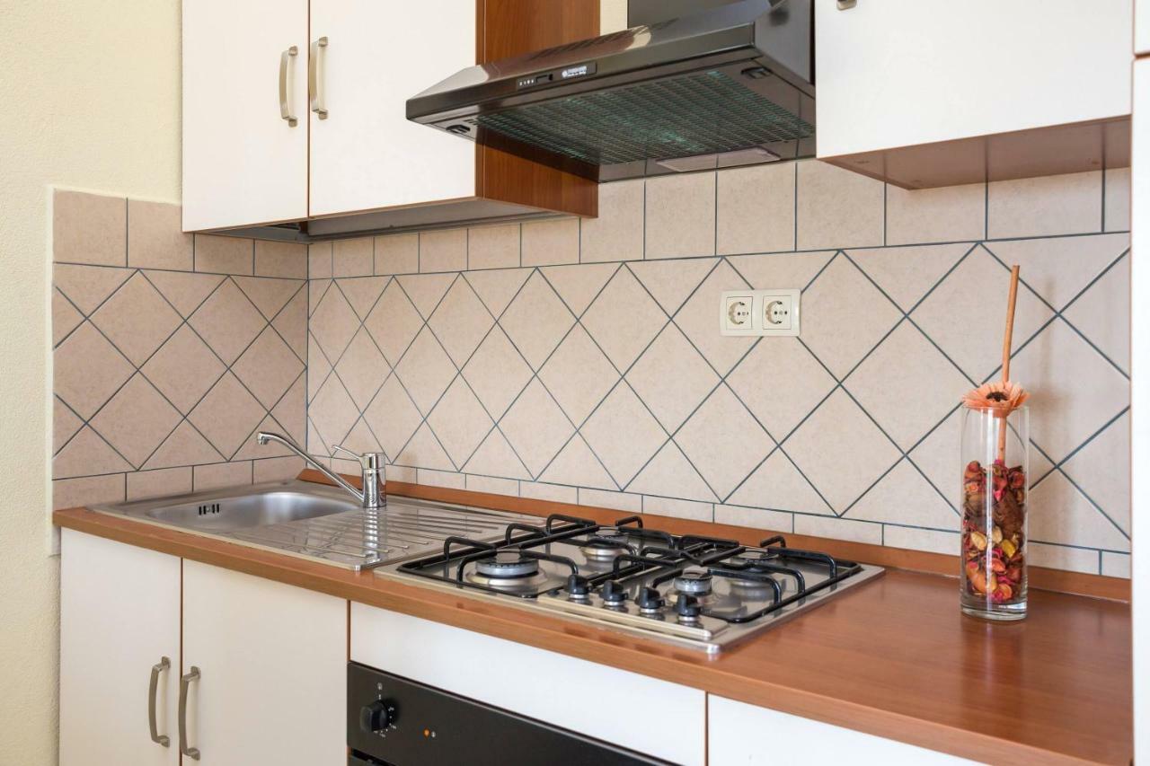 Villa Rogoznicka Oaza 2 à Rogoznica  Extérieur photo