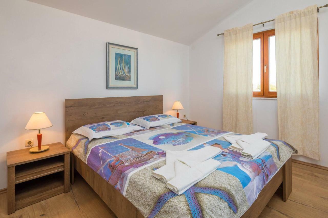 Villa Rogoznicka Oaza 2 à Rogoznica  Extérieur photo