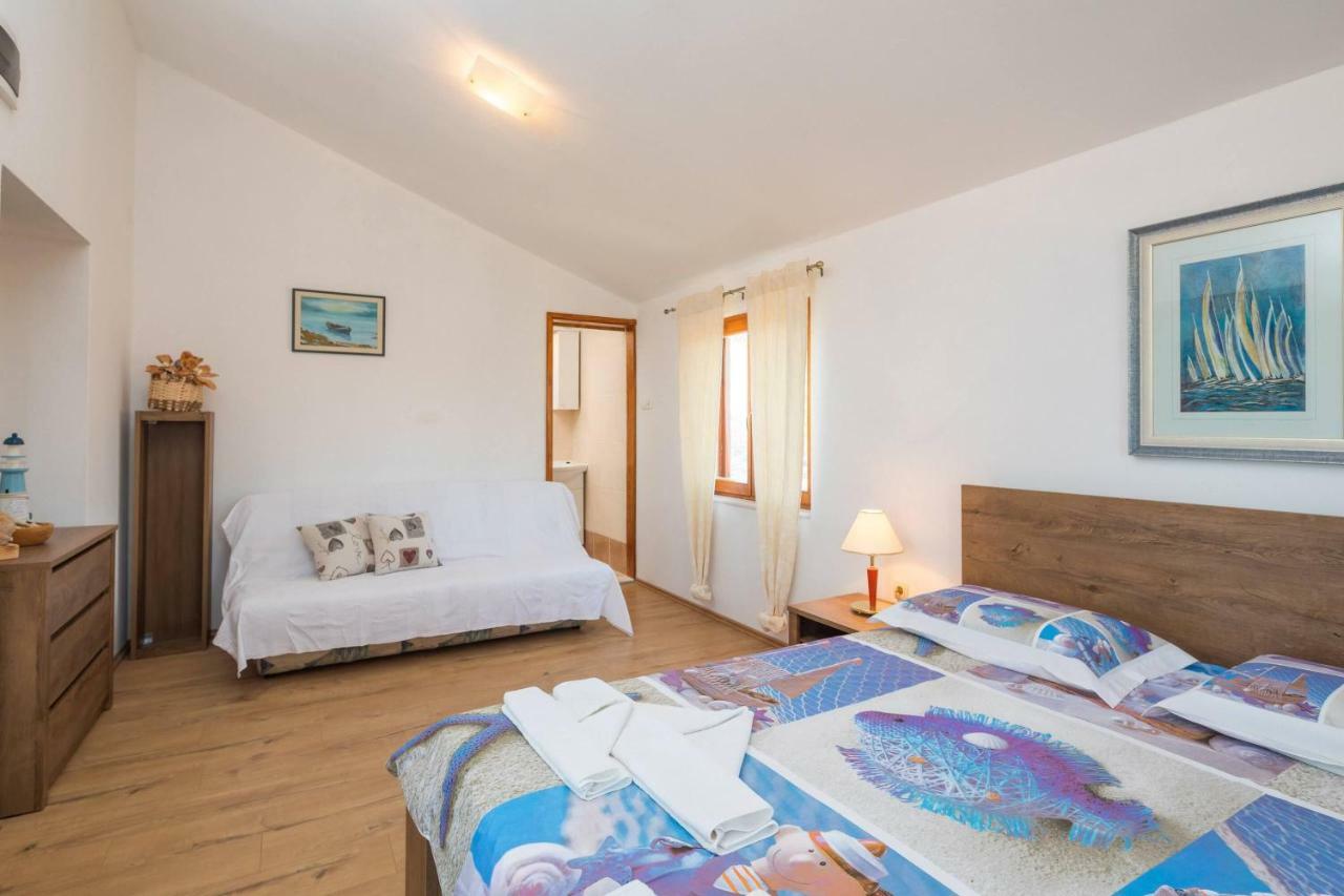 Villa Rogoznicka Oaza 2 à Rogoznica  Extérieur photo