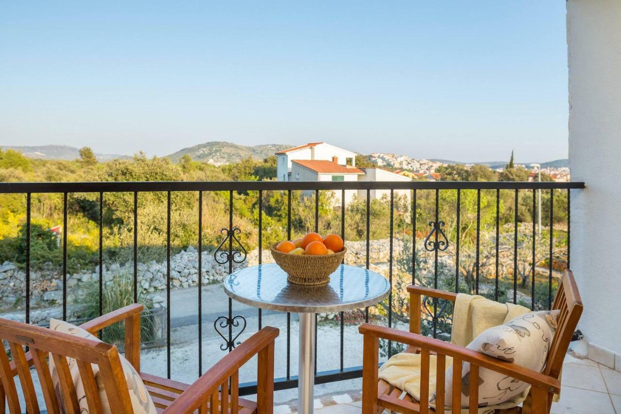 Villa Rogoznicka Oaza 2 à Rogoznica  Extérieur photo