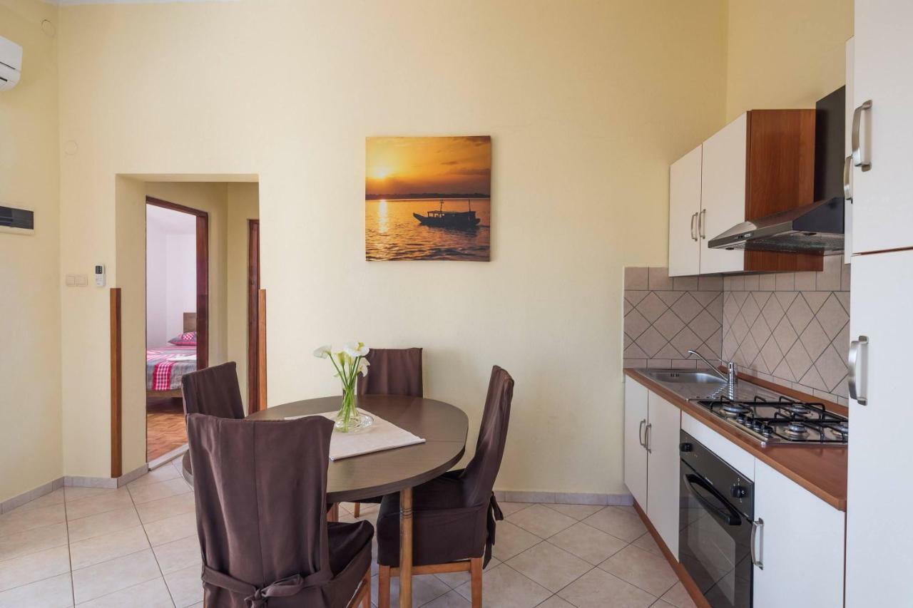 Villa Rogoznicka Oaza 2 à Rogoznica  Extérieur photo